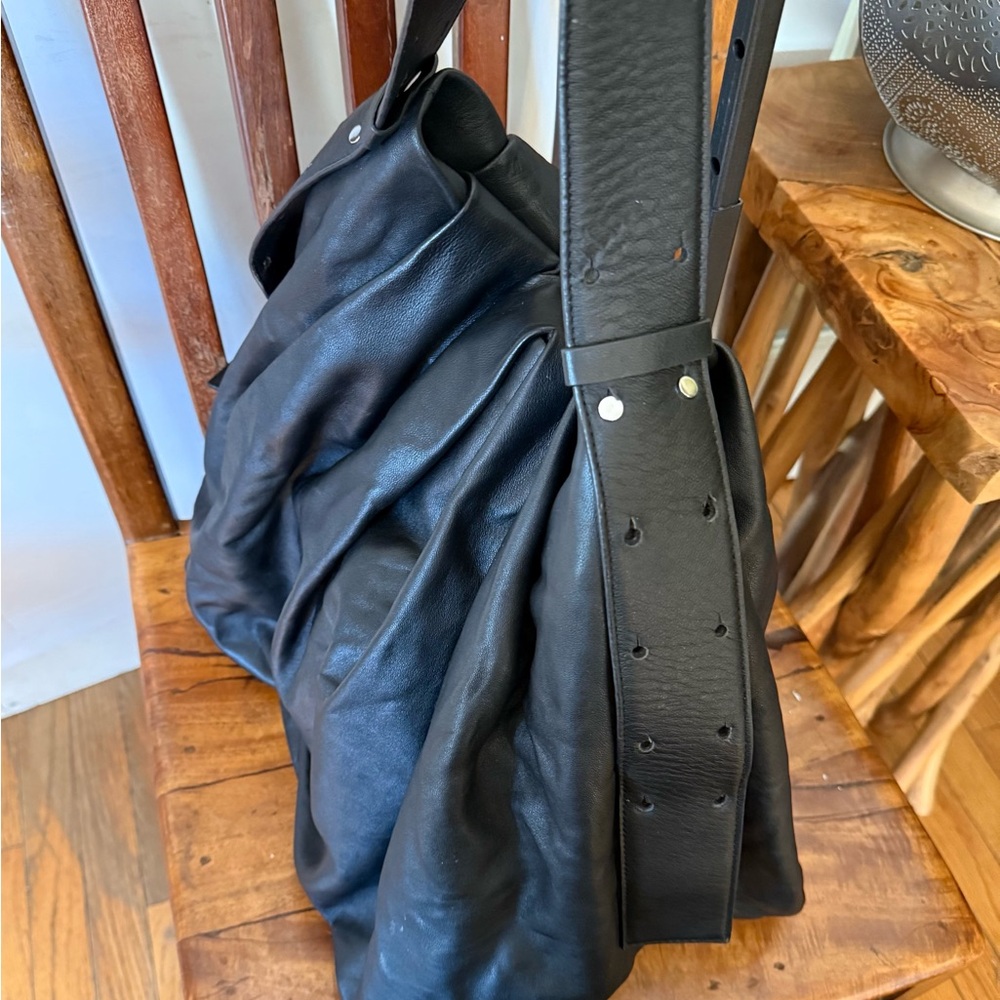 COS Black Leather Oversized Slouch Shoulder Bag - Picture 6 of 9